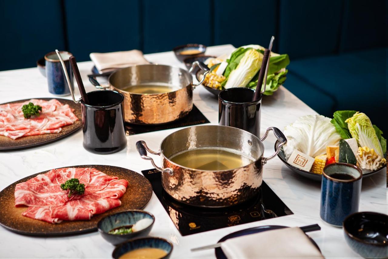 Ambassador Hotel Hsinchu Eksteriør billede A hot pot