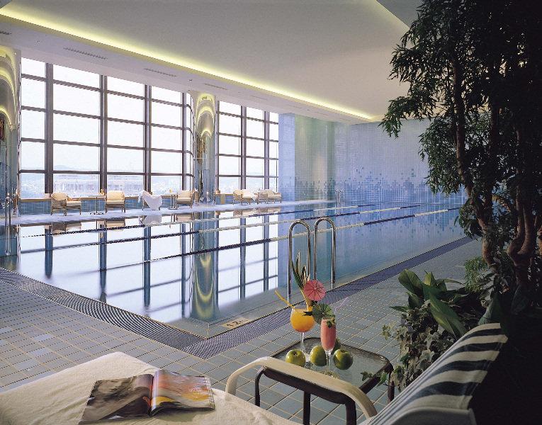 Ambassador Hotel Hsinchu Faciliteter billede The pool at the Westin Palace, Brussels
