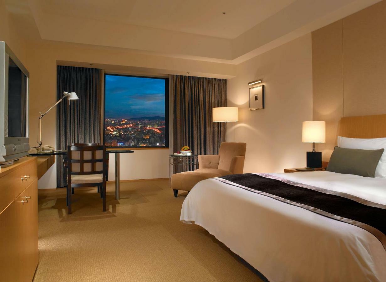 Ambassador Hotel Hsinchu Eksteriør billede Deluxe room