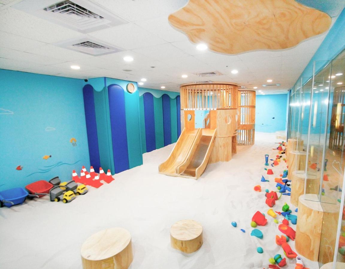Ambassador Hotel Hsinchu Eksteriør billede The Children's Museum of Oakville
